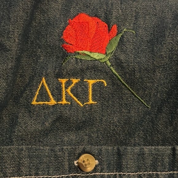 Delta Kappa Gamma denim buttoned down shirt sz XL embroidered - Picture 5 of 7